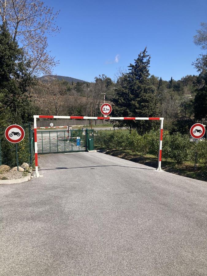 グリモーLes Restanques Bruyeres 2103 Proche Piscineアパートメント エクステリア 写真